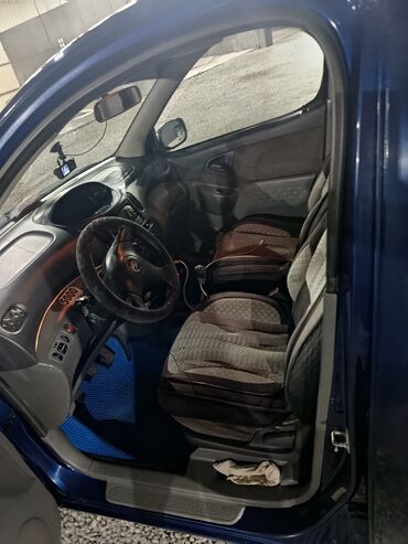 авто обмен на дом: Toyota Verso: 2000 г., 1.3 л, Механика, Бензин