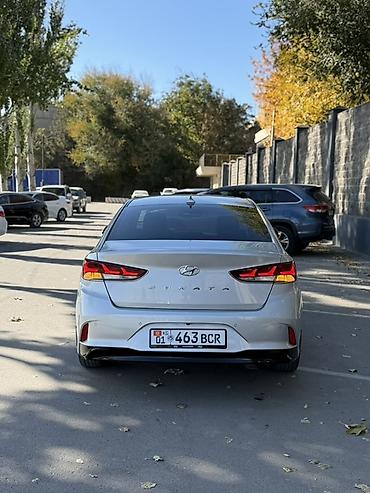 elantra 2022: Hyundai Sonata: 2021 г., 2 л, Автомат, Газ, Седан — 7