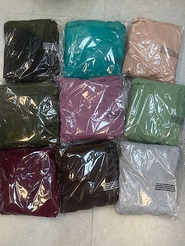 Kompleti: Komplet trenerka 3200 dinara — 5