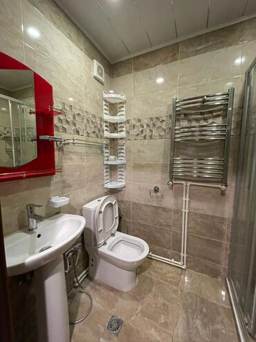 Uzunmüddətli kirayə mənzillər: Xırdalam kristal 1de 14/11ri 3 otaq metbext studio kiraye menzil — 10