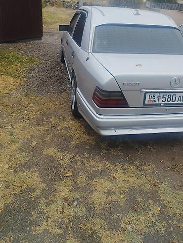 Продажа авто: Mercedes-Benz W124: 1994 г., 2.2 л, Механика, Седан — 6
