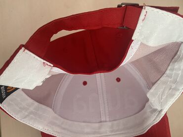 Другие аксессуары для мобильных телефонов: Продам новую кепку размер 58. Цена 1500 сом — 15