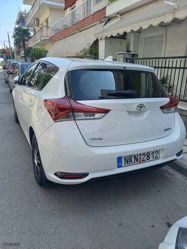 Toyota: Toyota Auris: 1.4 l. | 2015 έ. Πολυμορφικό — 2