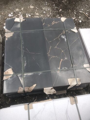 Kafel və metlax: Mərmər effektli keramika plitələr 9 azn km (010-315-51-04) - — 5