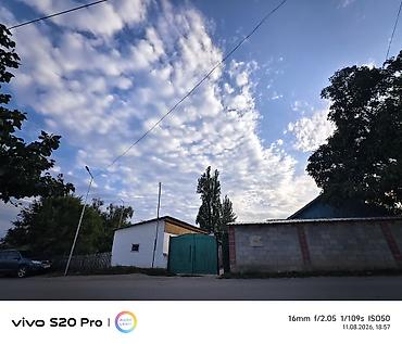 ремень швейной машинки: Vivo S30 Pro Mini, Б/у, 512 ГБ, цвет - Серый, 2 SIM — 4