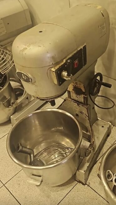 мясорубка купить в баку: Sənaye tipli xəmir yoğurma və çalıcı mikser - Geniş tutumlu