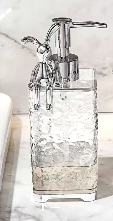 Подставки и органайзеры для зубных щеток: Новый at lalafo.kg — 2 Подставки и органайзеры для зубных щеток: Новый — 2