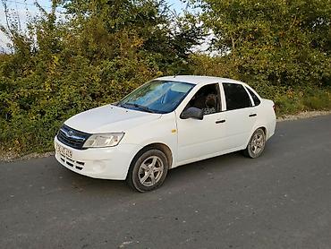 lada siti: Lada Granta sedan – ağ rəng Texniki və xarici xüsusiyyətlər: - Kuzov — 10