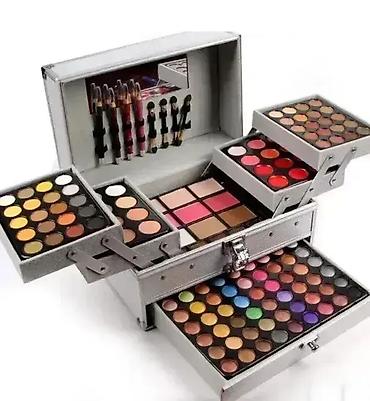 prelepo: Kofer sa šminkom – pun set sa ogledalom 💄 Sve što ti treba za savršen — 1