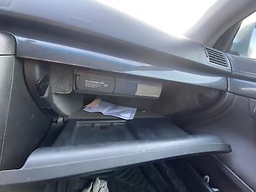 Audi: Audi A4: 2002 г., 1.6 л, Механика, Бензин, Седан — 13