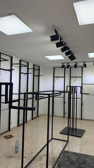 Модульная система торгового оборудования для магазина одежды -