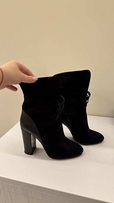 10 sabo: Qadın üçün qara botlar – yüksək dabanlı - Model: qısa boğazlı, küt — 2