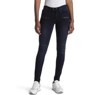 джинсы на высокой талии: Скинни