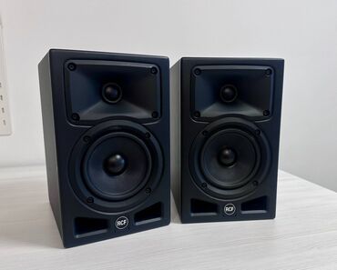техничеа: Студийные мониторы RCF AYRA PRO 5 от Итальянского Бренда RCF