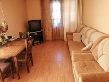 Uzunmüddətli kirayə mənzillər: Yasamal rayonu, Bakı Dövlət universiteti yaxınlığı, 53 nomreli -da lalafo.az — 11 Uzunmüddətli kirayə mənzillər: Yasamal rayonu, Bakı Dövlət universiteti yaxınlığı, 53 nomreli — 11