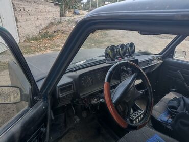 двигатель зил бычок: ВАЗ (ЛАДА) 2104: 1990 г., 1.6 л, Механика, Бензин, Универсал