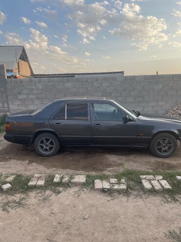 мерседес авангарт: Mercedes-Benz W124: 1988 г., 2.3 л, Механика, Бензин, Седан