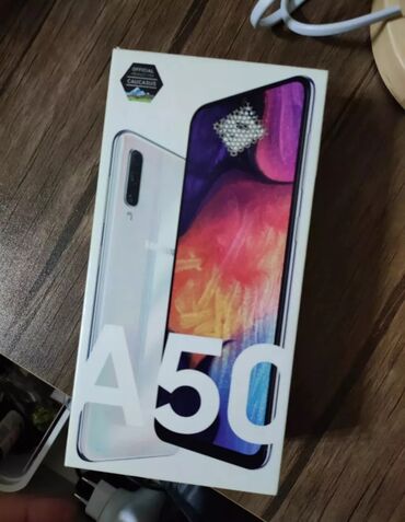 Samsung: Samsung A50, 64 GB, Barmaq izi, İki sim kartlı, Face ID