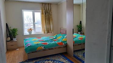 Продажа коттеджей и домов: Северная айылынан 12 сот жери, 5 ком+3 ком времянка ремонту жакшы — 5