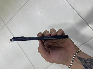 ayfon 12 barter: IPhone 16 Pro Max, 512 GB, Qara, Simsiz şarj — 7