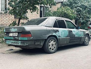 Продажа авто: Mercedes-Benz W124: 1990 г., 2.3 л, Механика, Газ, Седан — 2