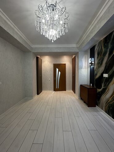 Yeni tikili: 3 otaqlı, Yeni tikili, 73 kv. m — 2