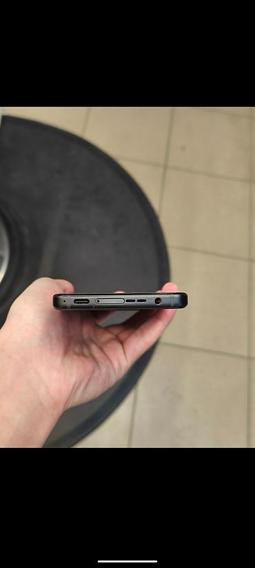 телефон россрочка: Asus ROG Phone, Б/у, 512 ГБ, цвет - Черный, 2 SIM — 4