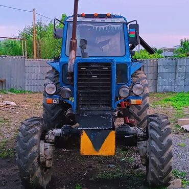 Traktorlar: Traktor Belarus (MTZ) 82, 1934 il, 199999 at gücü, motor 0.7 l, İşlənmiş