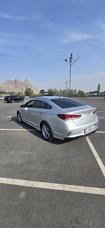santa fe 2022: Hyundai Sonata: 2022 г., 2 л, Автомат, Газ, Седан — 4