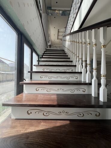 Деревянные лестницы: Лестница Лестница Тепкич буйрутма менен жазайбыз шаар ичи жеткируу — 5