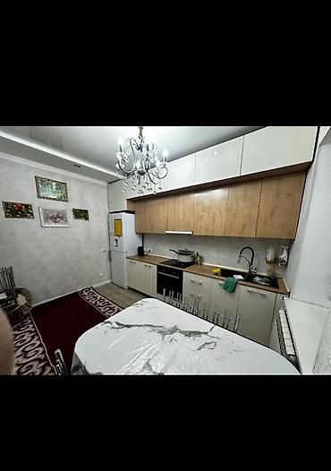 Продажа коттеджей и домов: 🔥 СРОЧНО! Продаётся тёплый дом с большим двором 🔥 📍 начало Ак-Ордо-3 💰 — 15