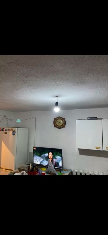 дом дмитревка: 60 м², 3 комнаты, Парковка, Сарай, Забор, огорожен