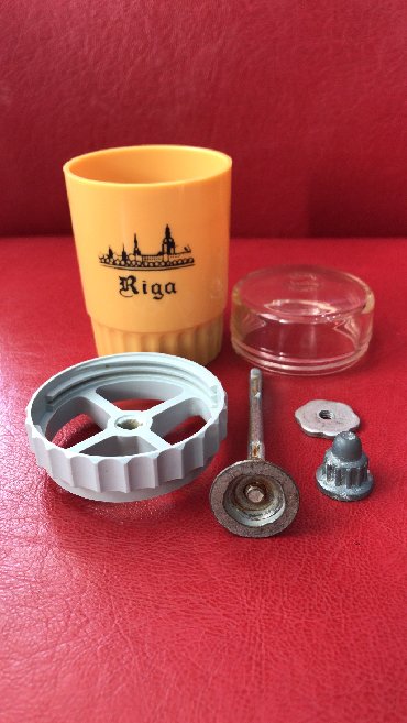 Qəhvəüyüdənlər: Qəhvəüyüdən Yeni, Ödənişli çatdırılma — 8