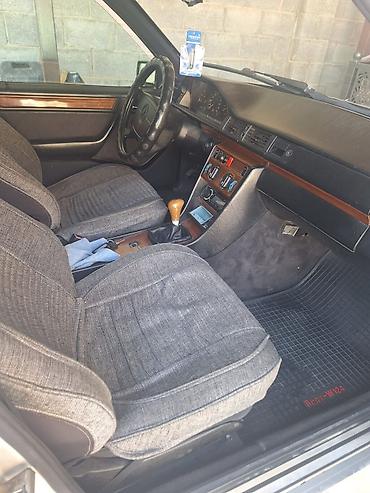 камри 44: Mercedes-Benz E-Class: 1993 г., 2.2 л, Механика, Бензин, Седан — 3