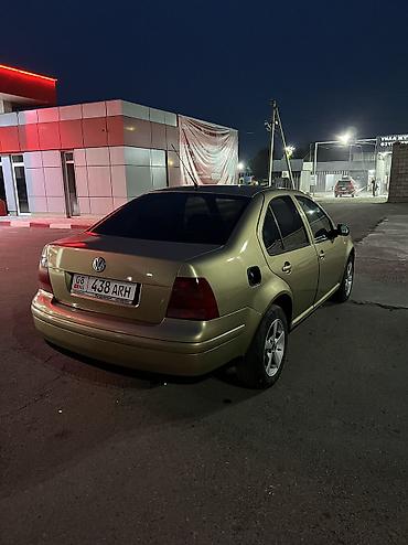 Volkswagen: Volkswagen Bora: 2003 г., 2 л, Механика, Бензин, Седан — 4