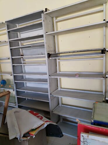 islenmis vitrin polkalar: Eni 1m Uz 3m .1ədədi 150 man 4 əded var.Ramani.Ayten91(2684)