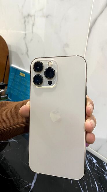 стоимость 10 айфона: IPhone 13 Pro Max, Скидка 10%, Б/у, 128 ГБ, Matte Gold, Защитное стекло, 85 %