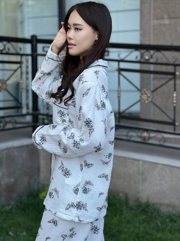 Пижамы: Муслиновый пижамы 🫶🏻 В наличии размеры M l xl 2xl 3xl ✔️Двойки с — 10