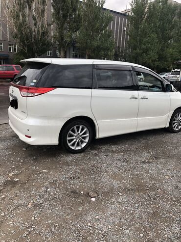 голыф 4: Toyota Estima: 2010 г., 2.4 л, Вариатор, Бензин, Минивэн