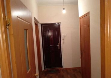 Долгосрочная аренда квартир: 1 комната, Агентство недвижимости, Без подселения, С мебелью частично