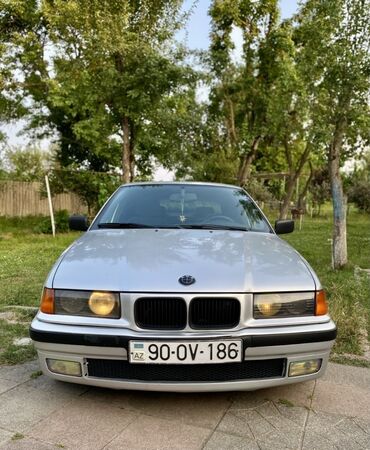 volkswagen touareg ii: BMW 3 series: 2 л | 1996 г. Седан