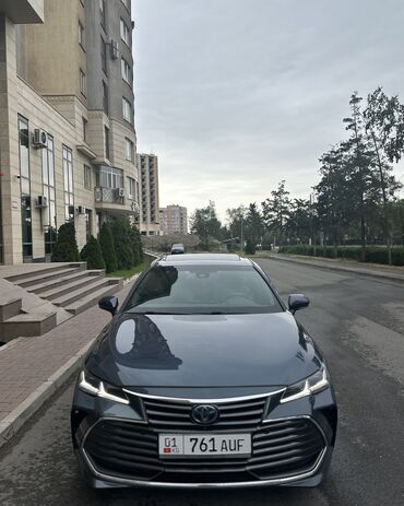 toyota avalon 2019: Toyota Avalon: 2019 г., 2.5 л, Вариатор, Гибрид, Седан
