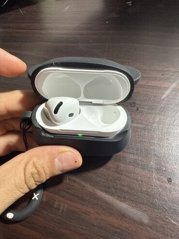 lg наушники bluetooth цена: Куплю правый наушник AirPods 4 версия с шумоподавлением