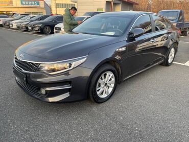 срочно в связи с переездом: Kia K5: 2017 г., 2 л, Автомат, Газ, Седан