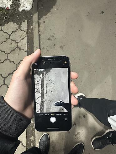 Apple iPhone: IPhone Xr, Б/у, 64 ГБ, Белый, Чехол, 76 % — 3