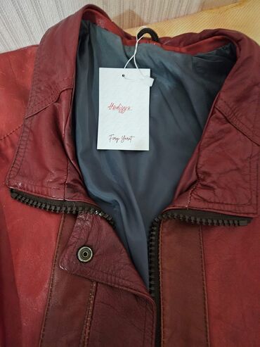 Kurtkalar: Tecili!!!Yaxşı veziyyetde 2Xl ölçüde gödekçe satılır.Qiymeti 25 azn -da lalafo.az — 10 Kurtkalar: Tecili!!!Yaxşı veziyyetde 2Xl ölçüde gödekçe satılır.Qiymeti 25 azn — 10