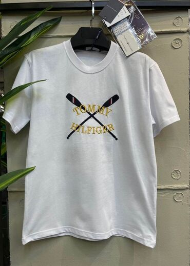 Majice kratkih rukava: S M,L,XL, XXL 2400 — 2