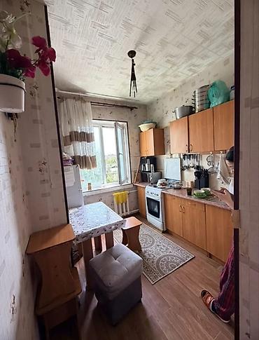старой серии: 2 комнаты, 50 м², Аламедин-1 мкр 105 серия, 5 этаж, Старый ремонт — 3