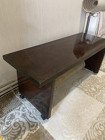 balkon ucun stol: Jurnal masası, İşlənmiş, Dördbucaq masa — 1