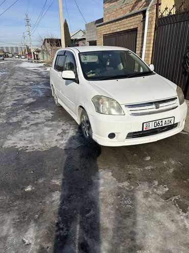 Toyota: Toyota Raum: 2004 г., 1.6 л, Автомат, Бензин, Минивэн